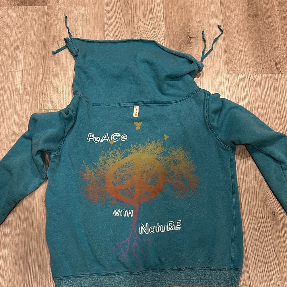 Unique Gypsy 05 beautiful up blue sweatshirt Peace ✌️ with nature size smalll.